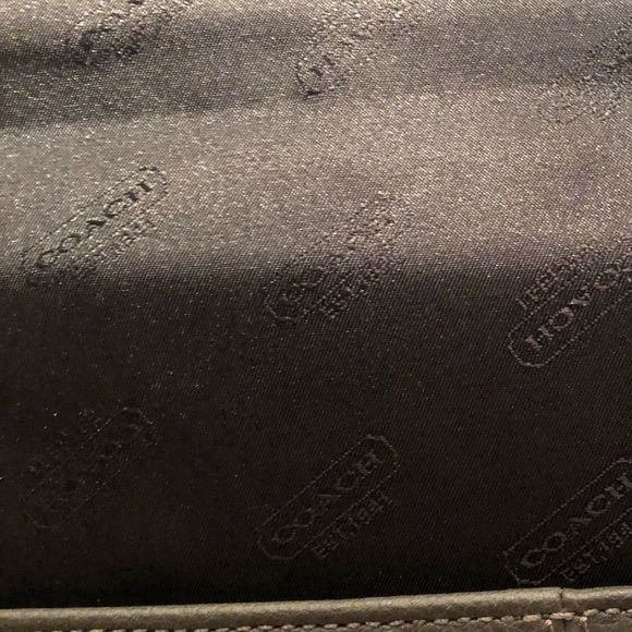*HOST PICK* COACH IPad Sleeve 100% Leather - Granite Grey - Picture 5 of 8